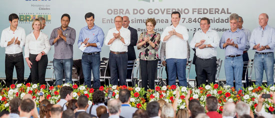 Governador de São Paulo, participa da entrega de 2048 moradiasatrvés do programa Casa Paulista e o Minha Casa Minha Vida no muncípio de Indaiatuba junto coma Presidente da República Dilma Rouseff - 03/02/2016 - Indaiatuba -   Foto: Eduardo Saraiva/A2IMG