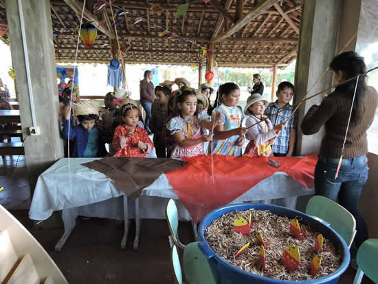 FESTAS JUNINAS ESCOLARES