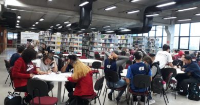 Centro Universitário Max Planck reúne milhares de alunos no UniMAX Profissões Centro Universitário Max Planck reúne milhares de alunos no UniMAX Profissões