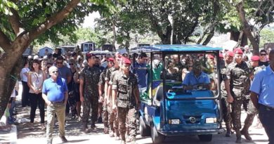 Sargento ituano que morreu no RJ é sepultado no Cemitério Municipal Sargento ituano que morreu no RJ é sepultado no Cemitério Municipal