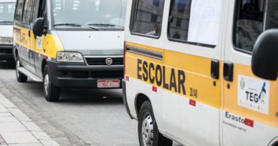 Prefeitura adota novo meio de recebimento da nota fiscal de transporte escolar Prefeitura adota novo meio de recebimento da nota fiscal de transporte escolar