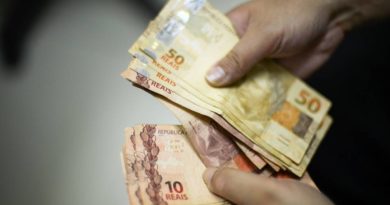 Renda básica emergencial é publicada e governo abre crédito de R$ 98 bi Renda básica emergencial é publicada e governo abre crédito de R$ 98 bi